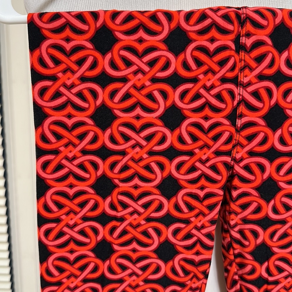Lularoe Valentine’s Leggings - “one size”